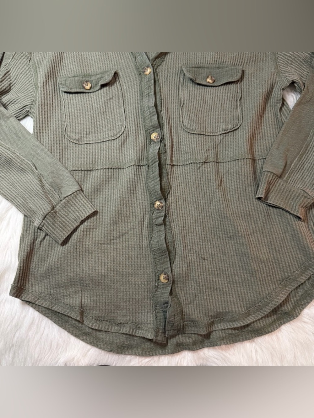 Rewind Button Front Knit Shacket Green XL - Picture 5 of 9